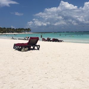 Meet your Posher, Emsuda